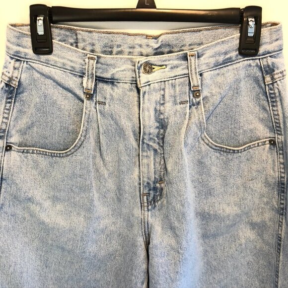 Vintage High Rise Tapered Pleat Front Mom Jeans - Picture 3 of 10